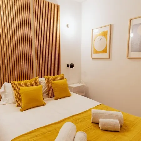 Moonkey Calle Mayor Apartment *
