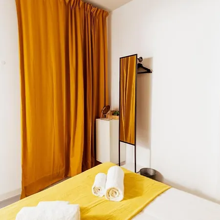Moonkey Calle Mayor Apartment