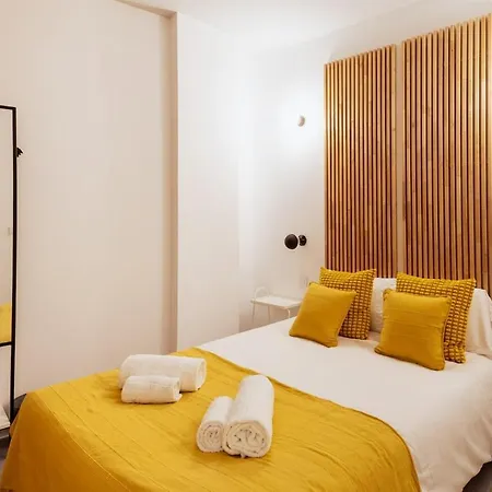 Moonkey Calle Mayor Apartment *
